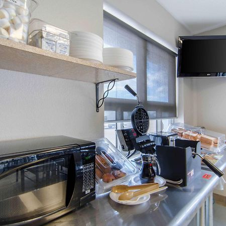 Econo Lodge Regina Eksteriør bilde