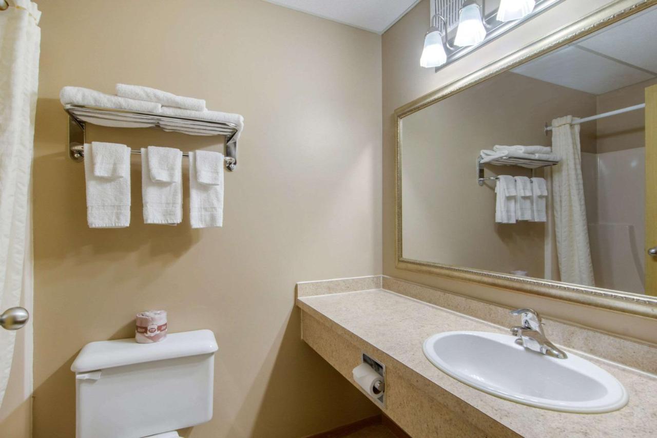 Econo Lodge Regina Eksteriør bilde