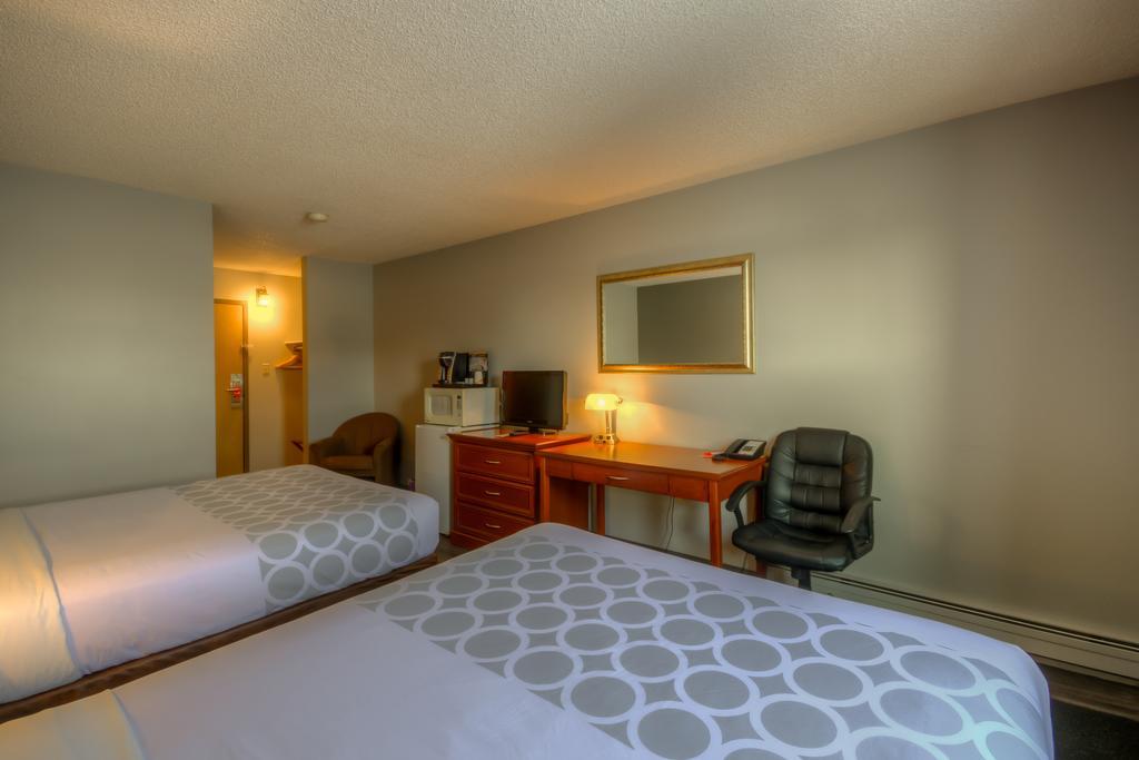 Econo Lodge Regina Eksteriør bilde