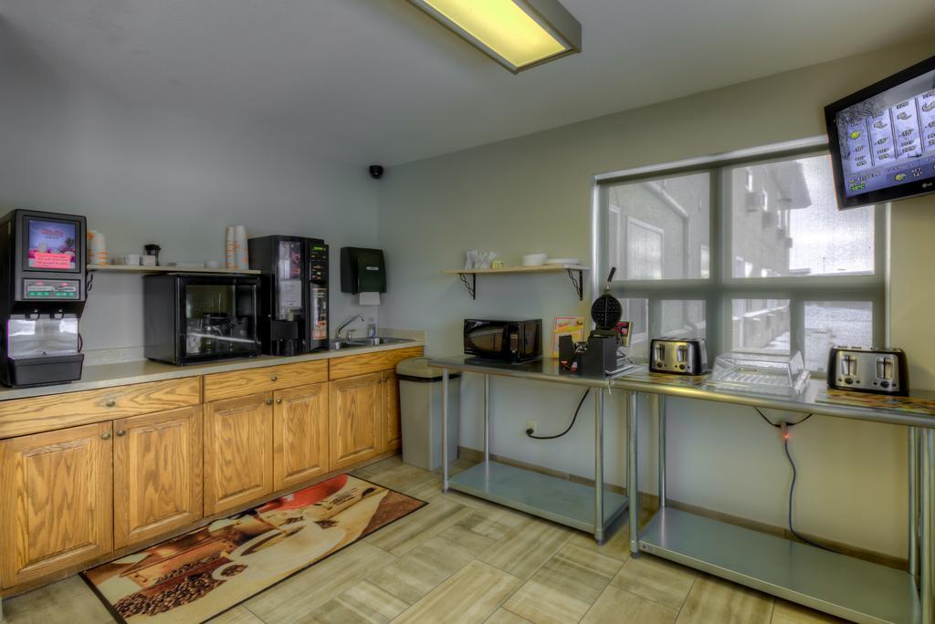 Econo Lodge Regina Eksteriør bilde