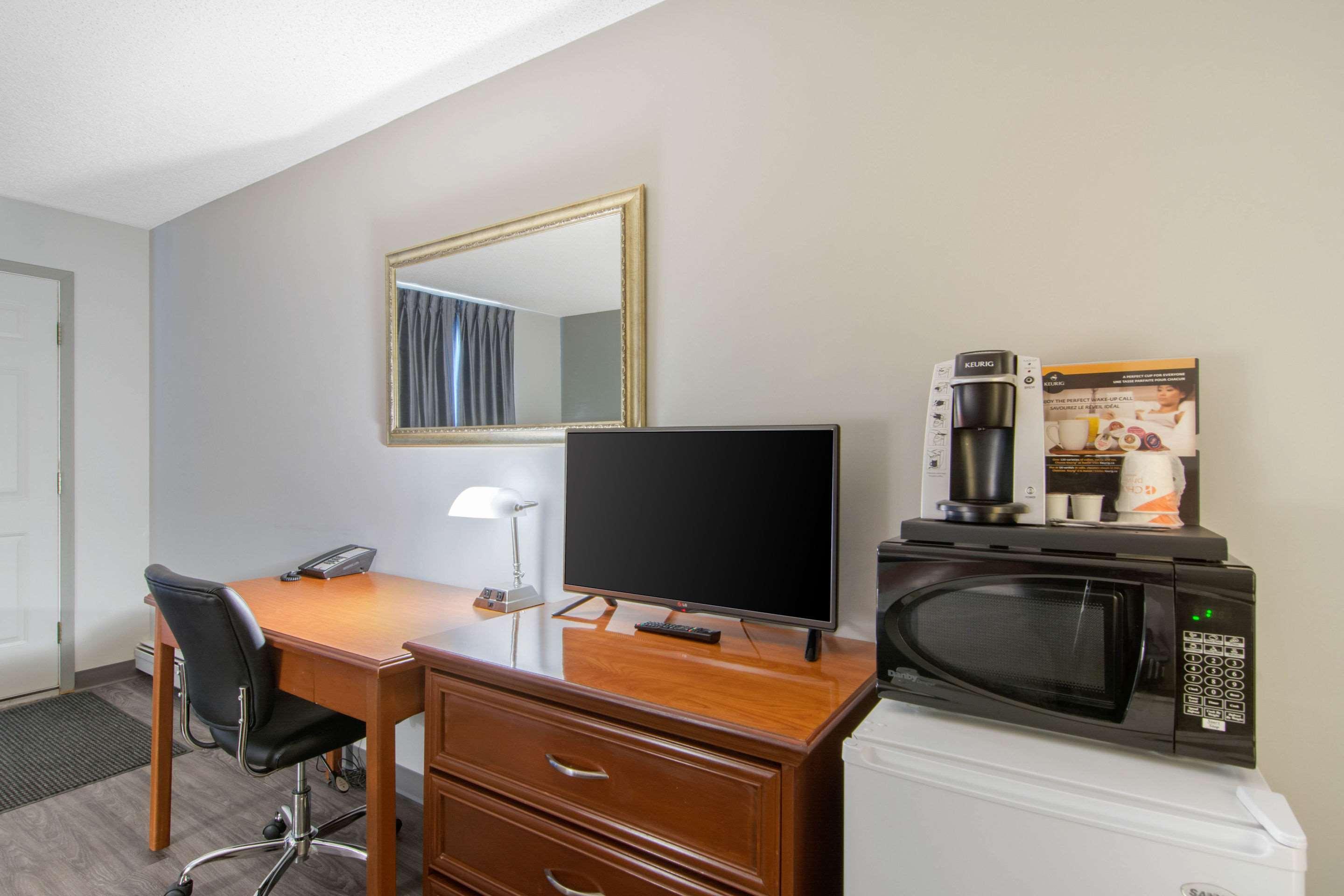 Econo Lodge Regina Eksteriør bilde