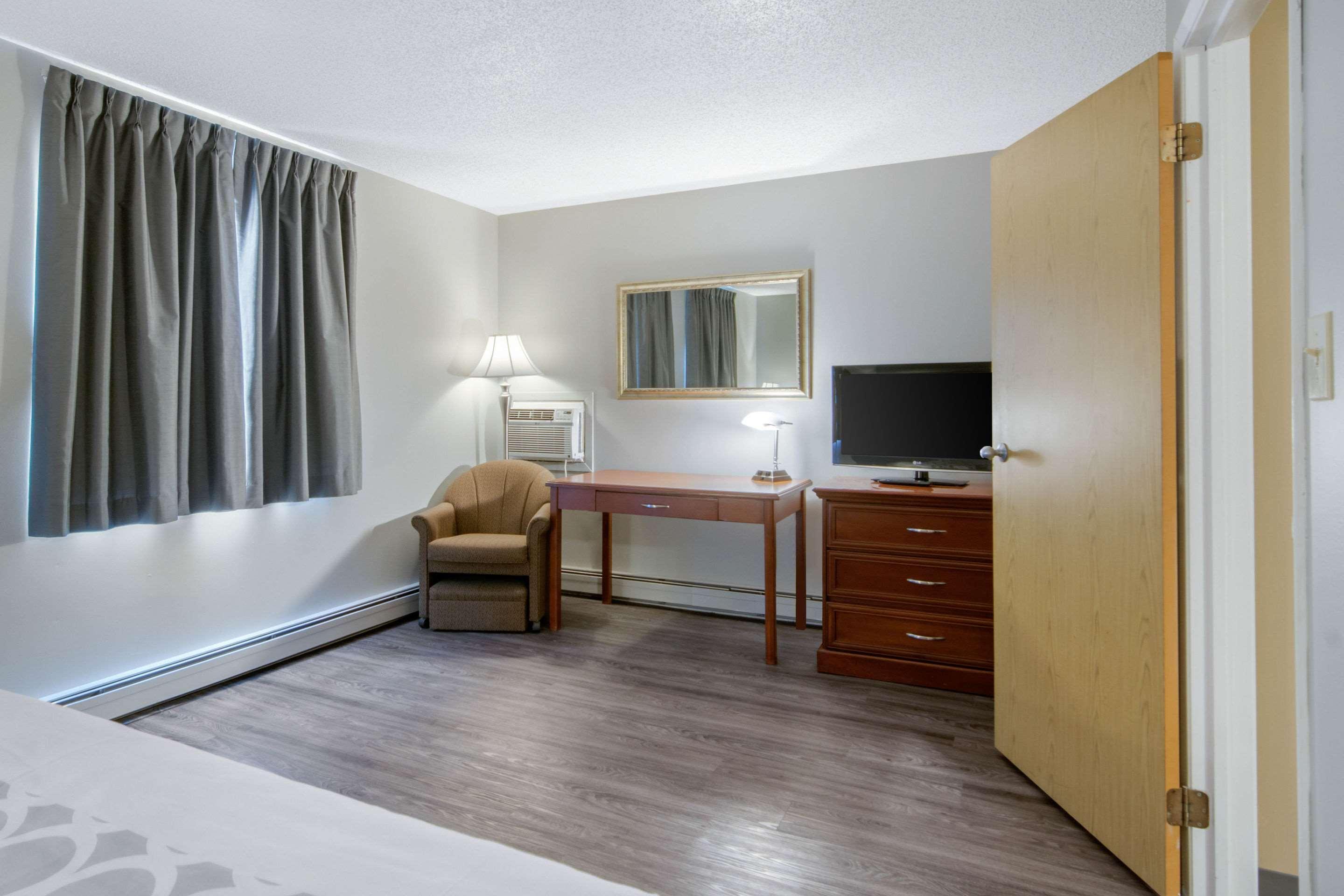 Econo Lodge Regina Eksteriør bilde
