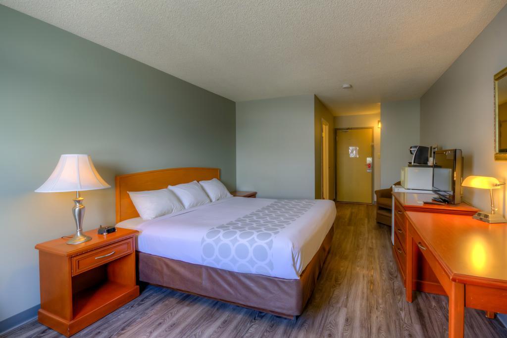 Econo Lodge Regina Eksteriør bilde